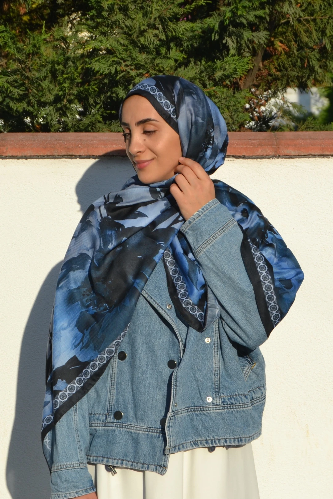 Nora Desenli Pamuk Şal - Mavi