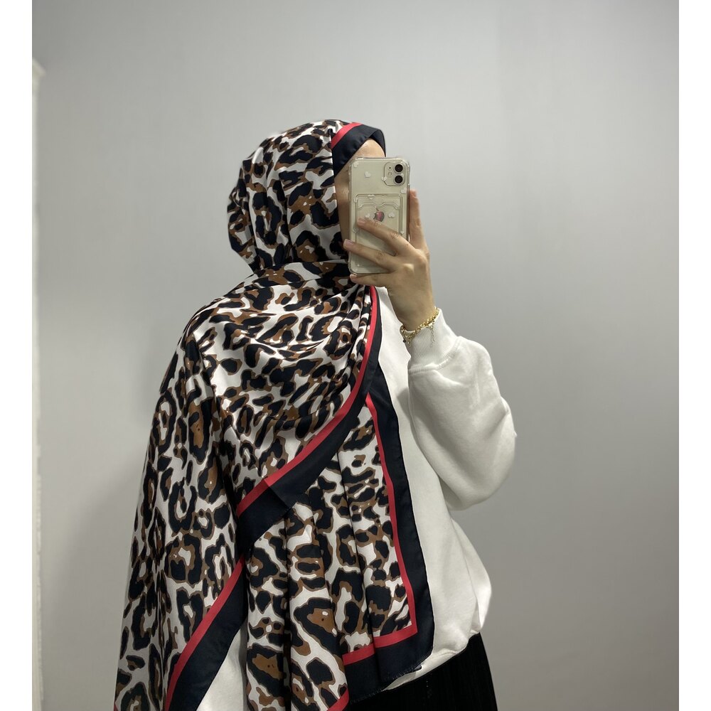 Leopar desen pamuk ipek şal