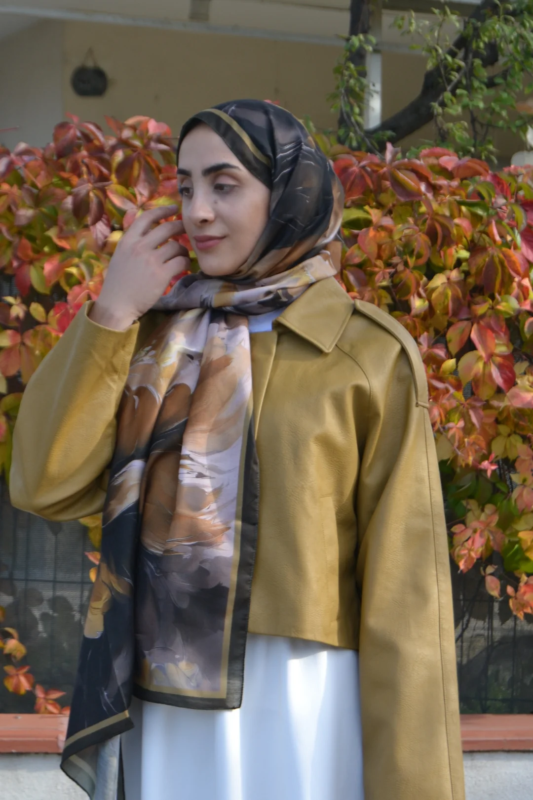 Liora Desenli Pamuk Şal - Karamel Kahve