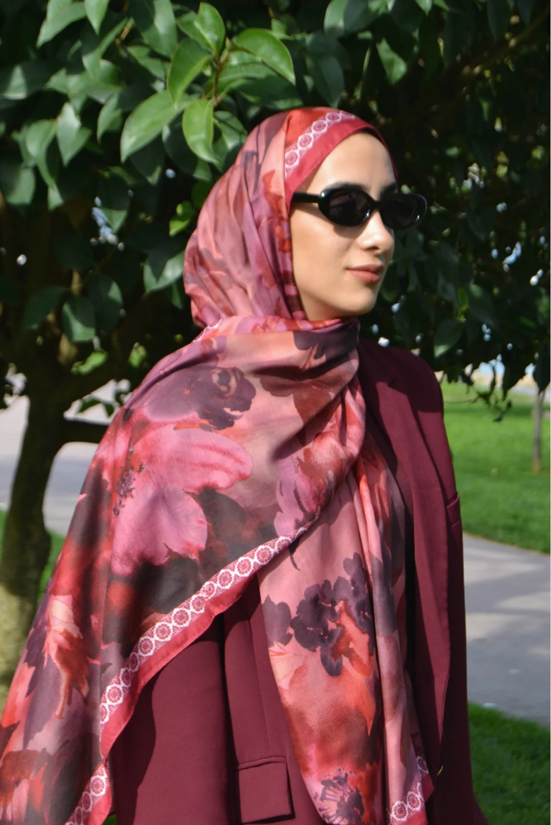 Nora Desenli Pamuk Şal - Vişne Çürüğü