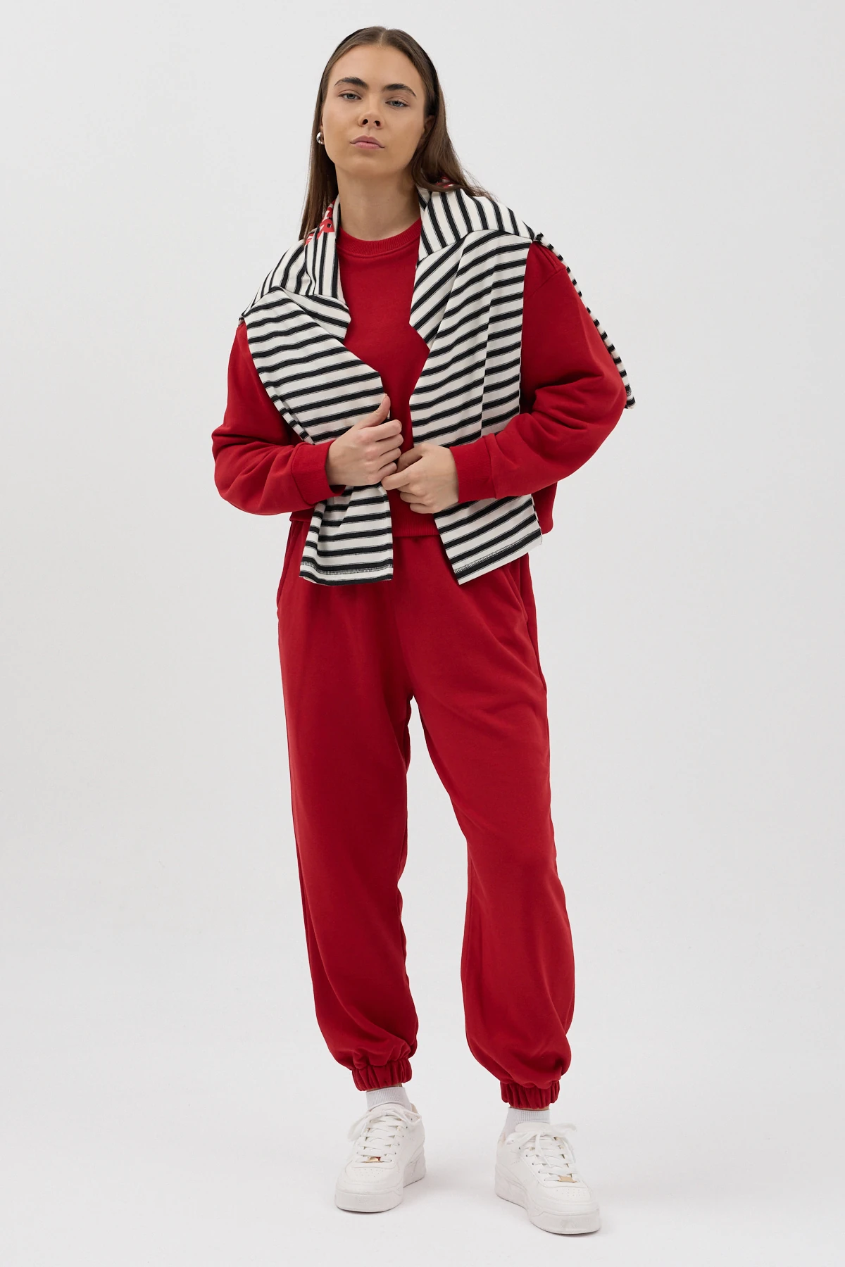 Cozy Bisiklet Yaka Sweatshirt - Kırmızı