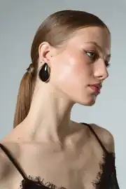 Siyah