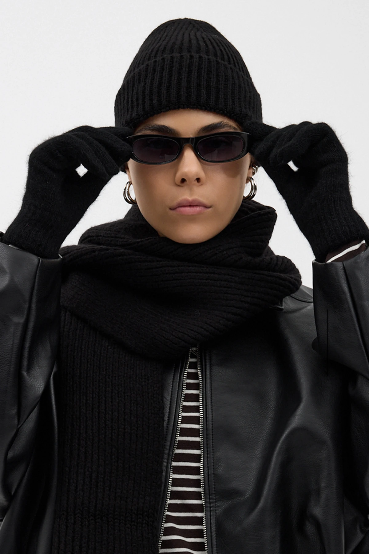 Sakal Örme İplik Eldiven - Siyah