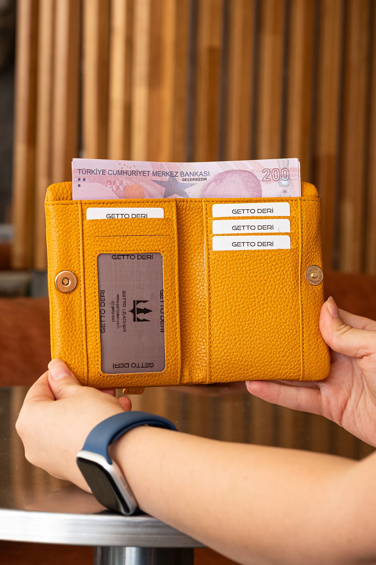 Lucia Kadın Cüzdan