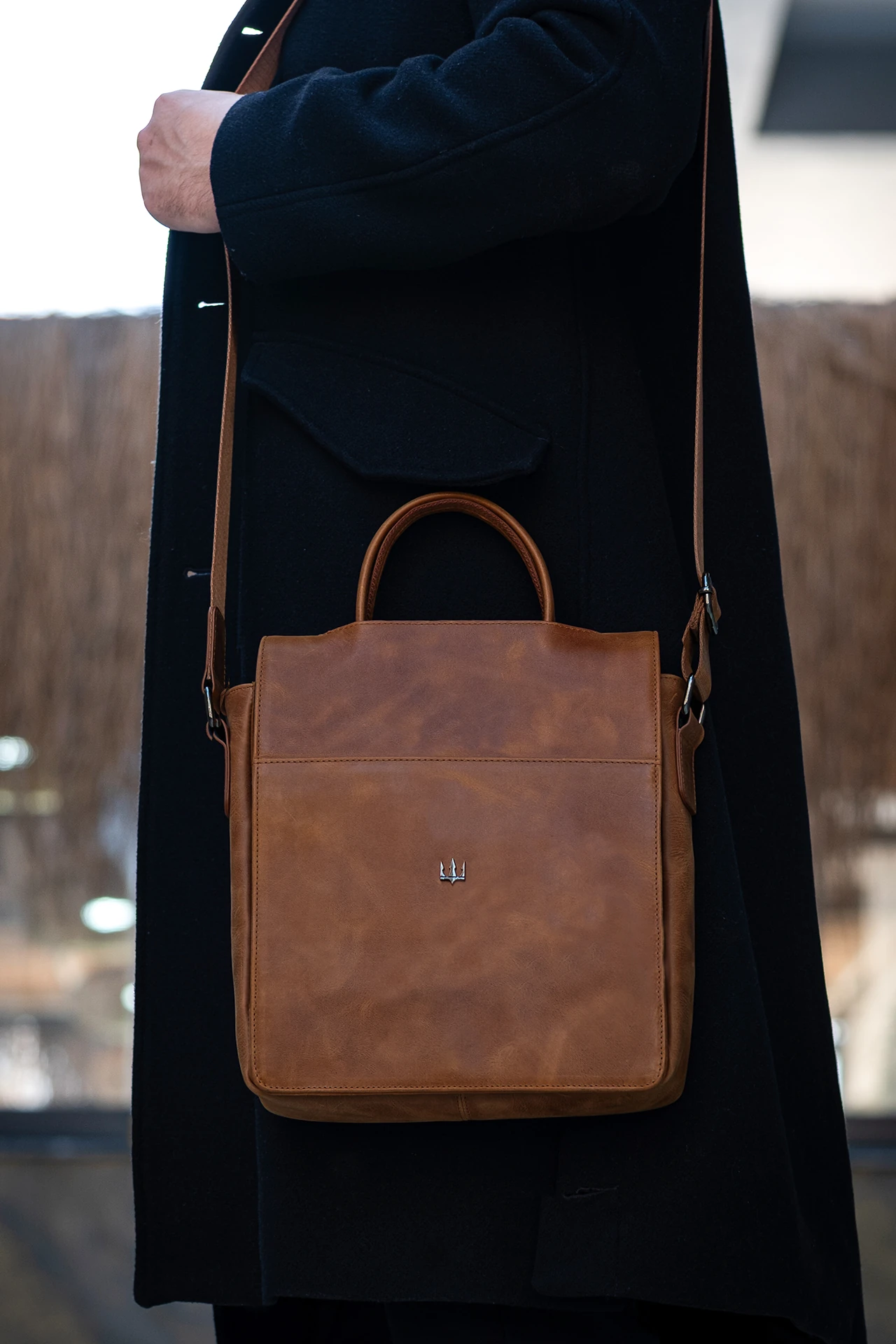 Elegant Hakiki Deri Askılı Çanta