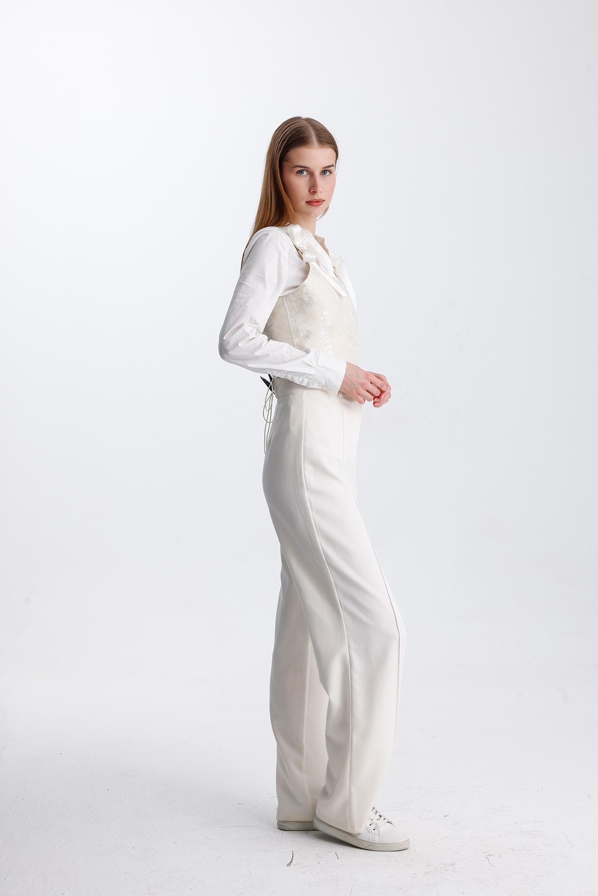 Luna Bayan Korse