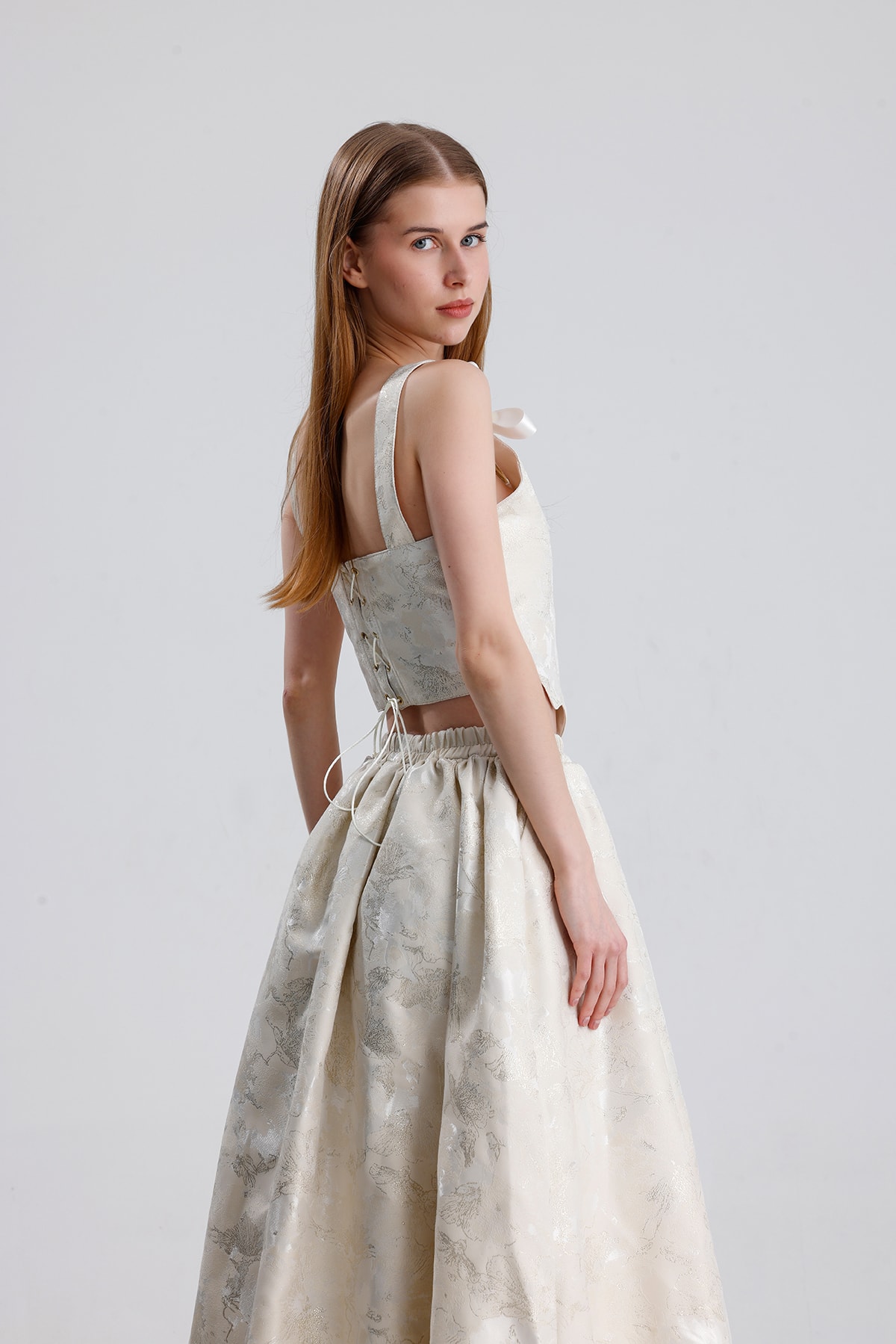 Luna Bayan Korse