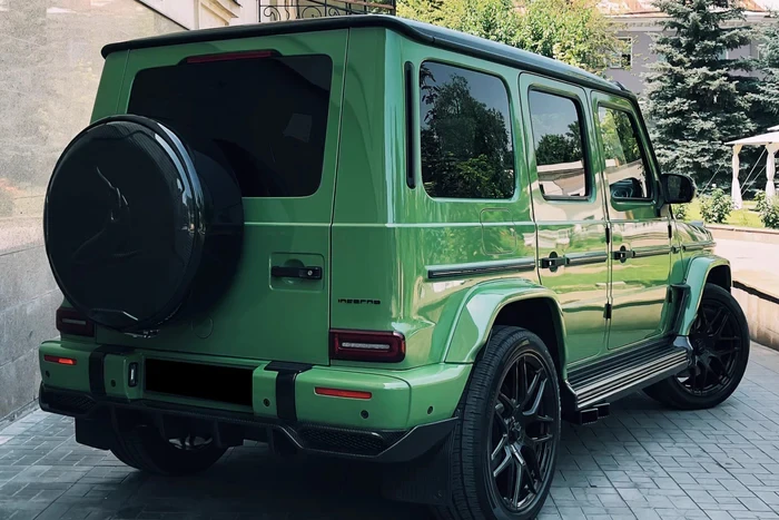 MERCEDES-BENZ AMG W463 Pre-Preg (Kuru) Karbon Fiber Arka Difüzör