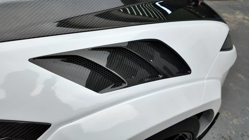 LAMBORGHINI URUS Pre-Preg (Kuru) Karbon Fiber MSY Hava Kanallı Ön Çamurluk