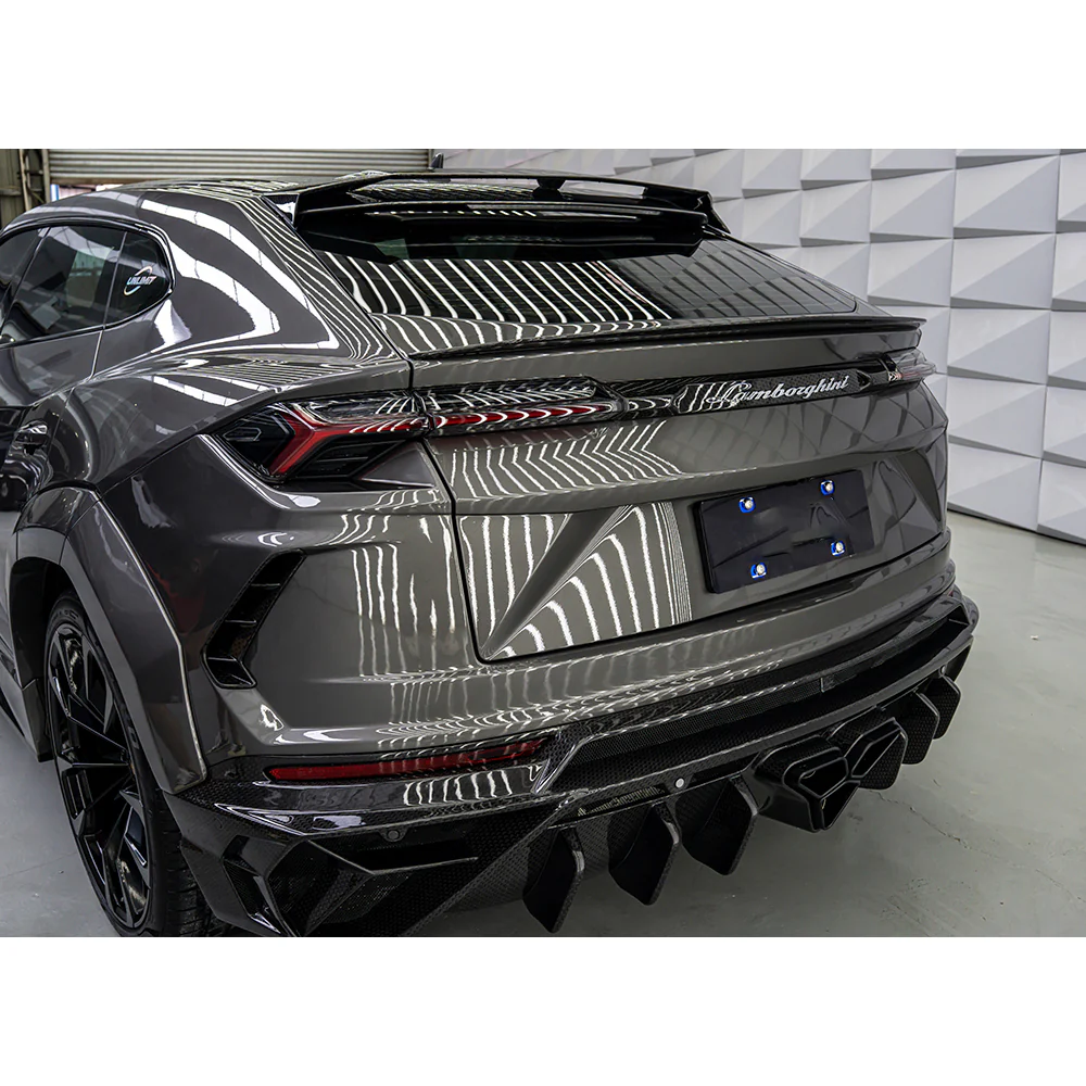 LAMBORGHINI URUS Pre-Preg (Kuru) Karbon Fiber MSY Bagaj Kapağı Ek