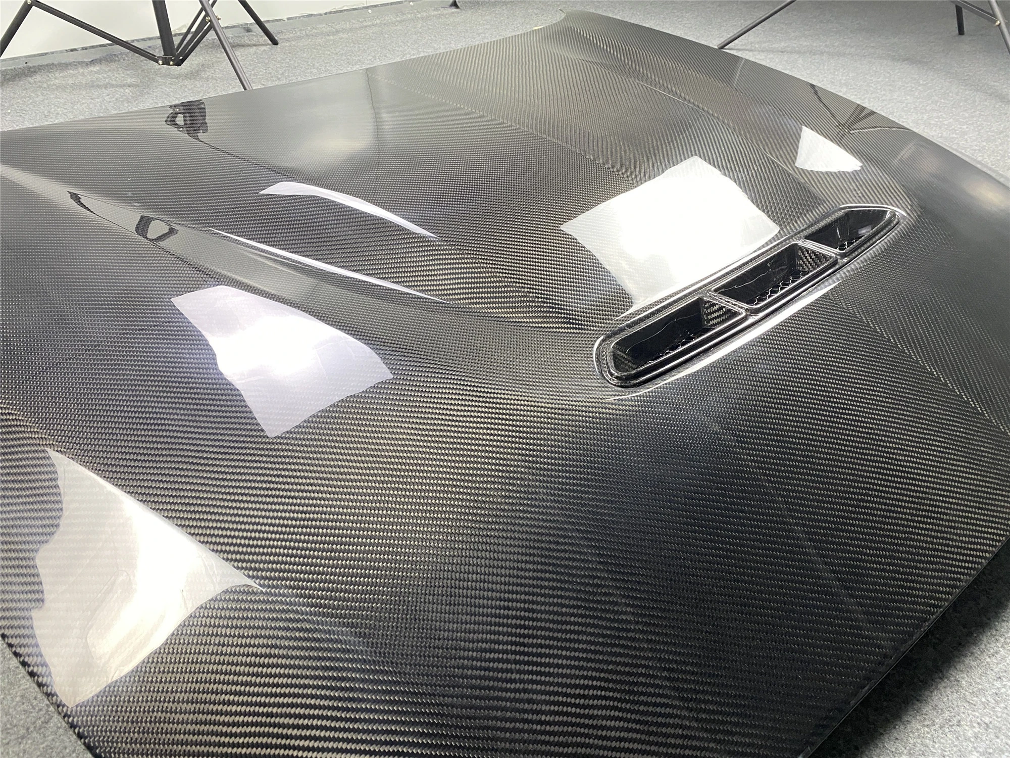 BMW M2 F87 Pre-Preg (Kuru) Karbon Fiber CS Hava Kanallı Kaput