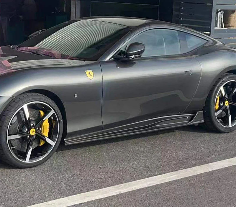 FERRARI ROMA Pre-Preg (Kuru) Karbon Fiber Yan Marşpiyel