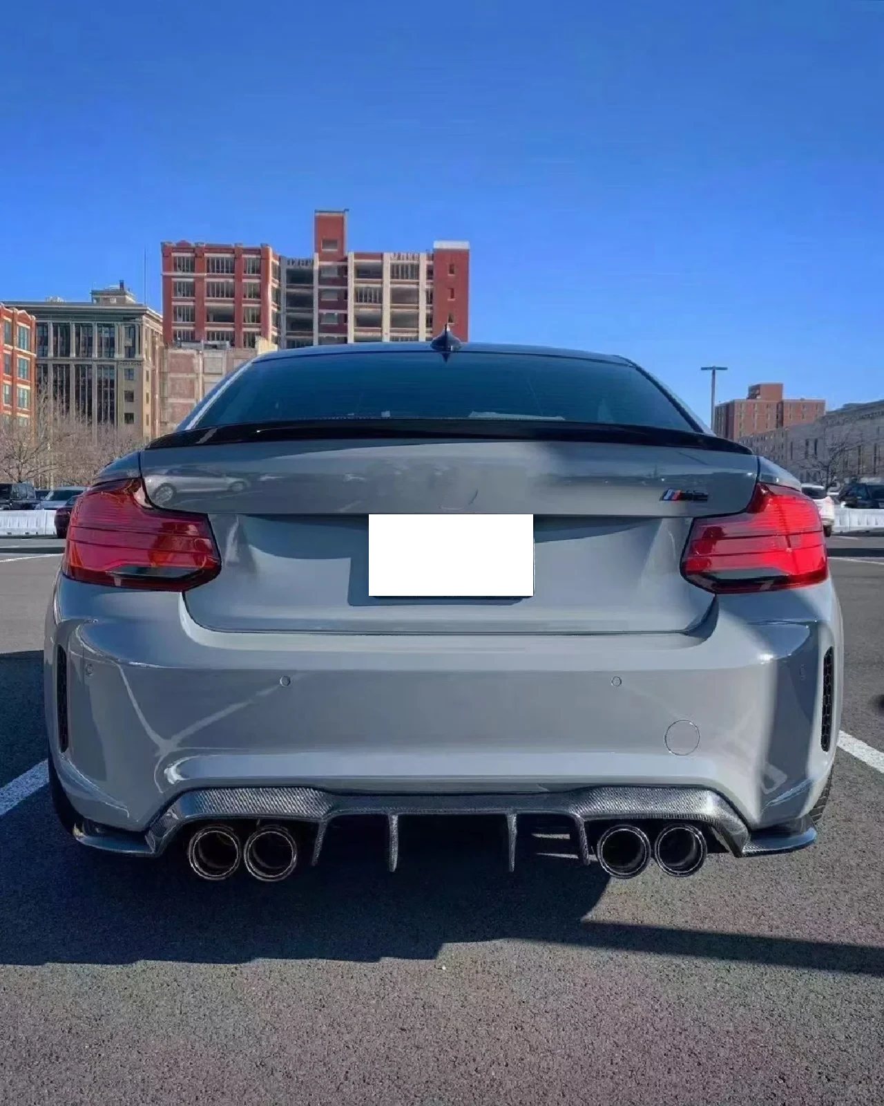 BMW M2 F87 Pre-Preg (Kuru) Karbon Fiber V Arka Difüzör