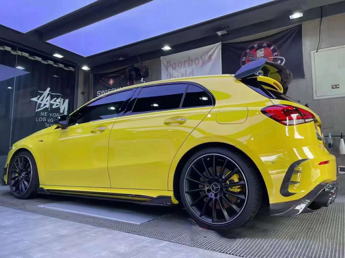 MERCEDES-BENZ AMG W177/V177 Pre-Preg (Kuru) Karbon Fiber Arka Hava Yüzgeci