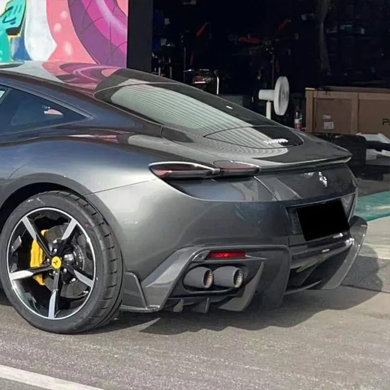 FERRARI ROMA Pre-Preg (Kuru) Karbon Fiber Arka Difüzör