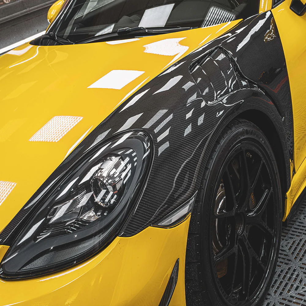 PORSCHE 718 Pre-Preg (Kuru) Karbon Fiber Hava Kanallı Ön Çamurluk