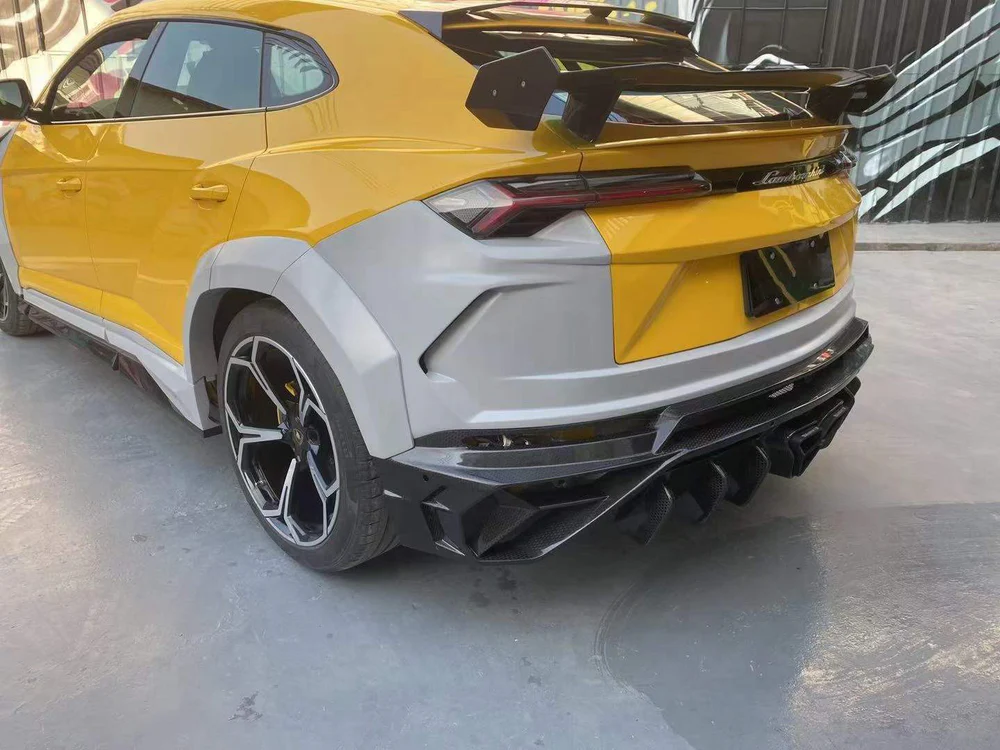 LAMBORGHINI URUS Pre-Preg (Kuru) Karbon Fiber MSY Spoiler