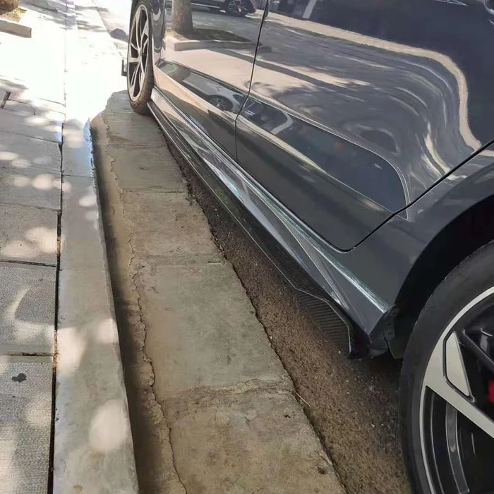 AUDI RS3 Dry Carbon Fiber Side Skirt