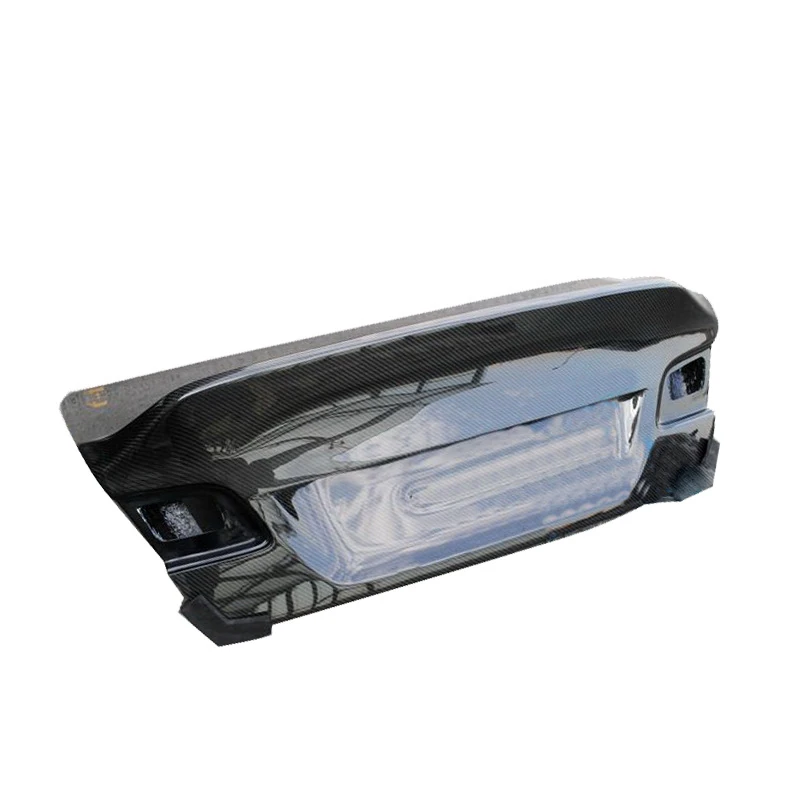 BMW M3 E92 Pre-Preg (Kuru) Karbon Fiber CS Bagaj Kapağı