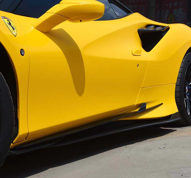 FERRARI F8 Pre-Preg (Kuru) Karbon Fiber Yan Marşpiyel