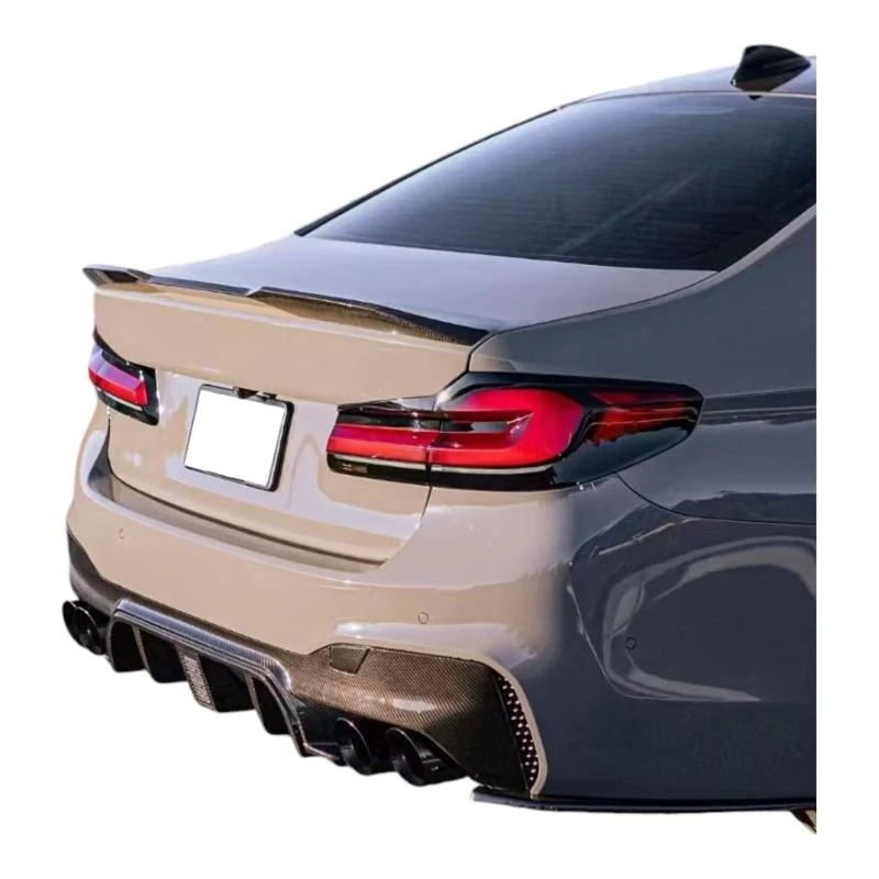 BMW M5 F90 Pre-Preg (Kuru) Karbon Fiber Ledli Arka Difüzör