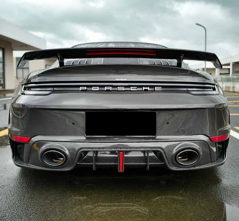 PORSCHE 911 Pre-Preg (Kuru) Karbon Fiber Arka Tampon ve Difüzör