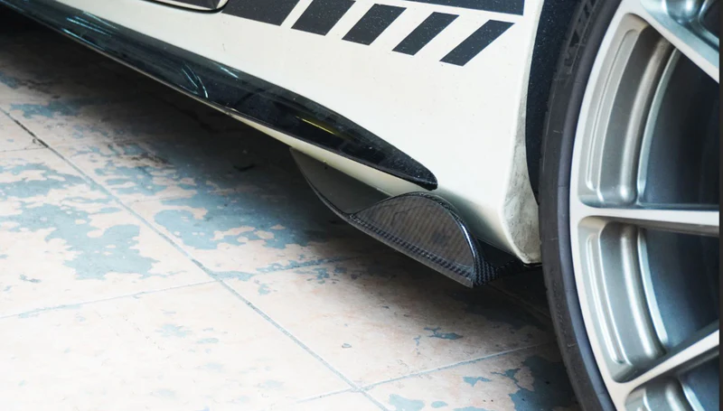 MERCEDES-BENZ AMG W205 Pre-Preg (Kuru) Karbon Fiber Yan Marşpiyel Ek