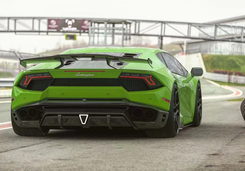 LAMBORGHINI HURACAN Pre-Preg (Kuru) Karbon Fiber Arka Tampon