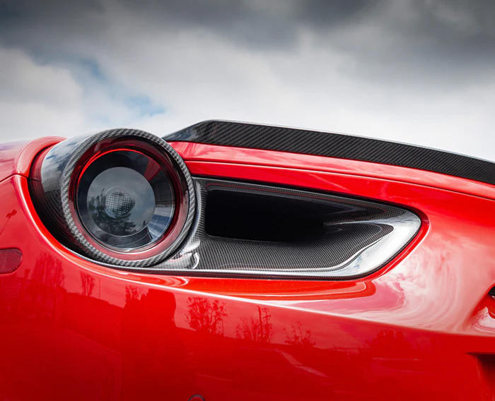 FERRARI 488 GTB/SPIDER Pre-Preg (Kuru) Karbon Fiber SN Arka Far Çerçeve