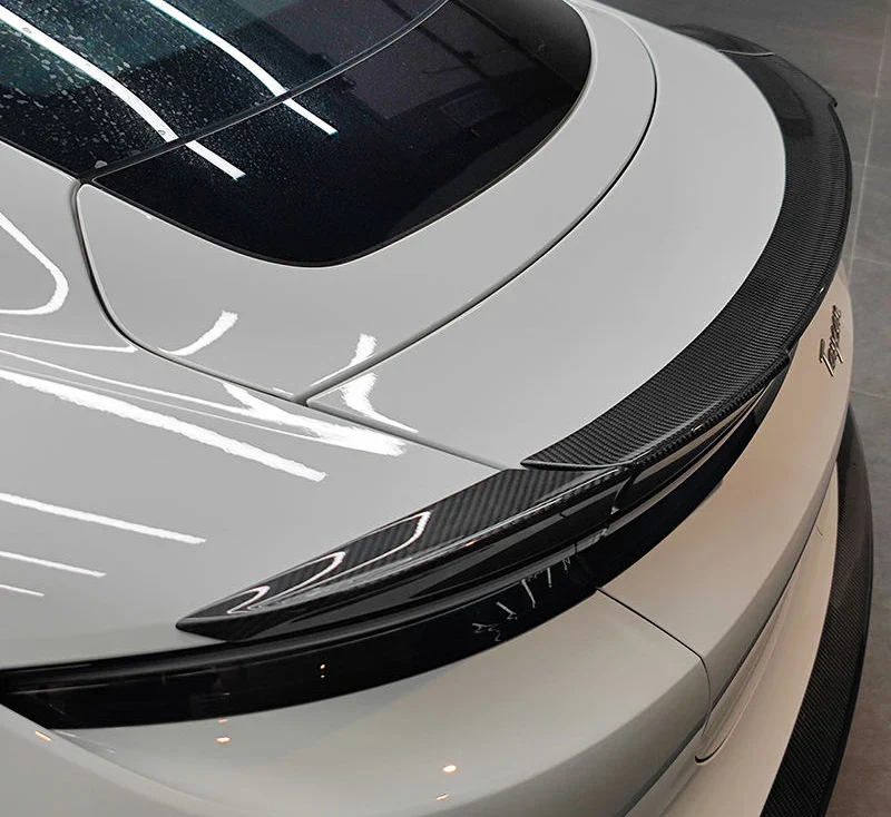 PORSCHE TAYCAN Pre-Preg (Kuru) Karbon Fiber Lip Spoiler