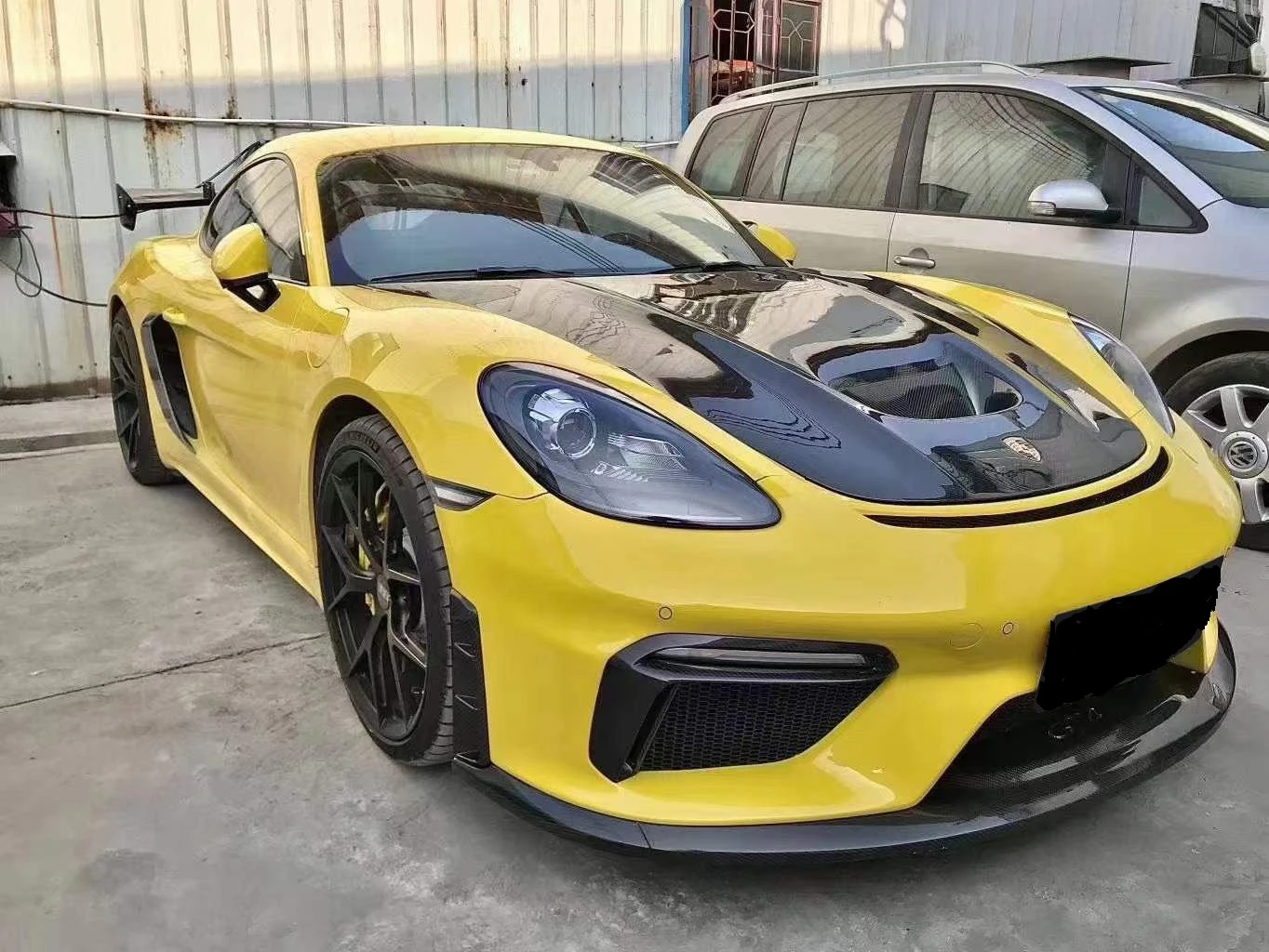 PORSCHE 718 Pre-Preg (Kuru) Karbon Fiber Hava Kanallı Kaput