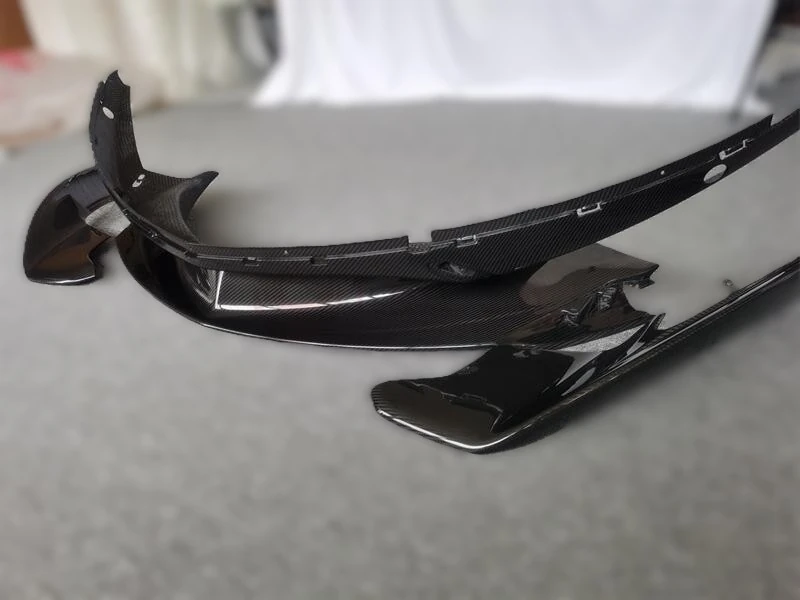 MCLAREN 540C/570S Pre-Preg (Kuru) Karbon Fiber Ön Lip