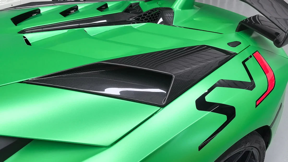 LAMBORGHINI AVENTADOR Dry Carbon Fiber SVJ Body Kit