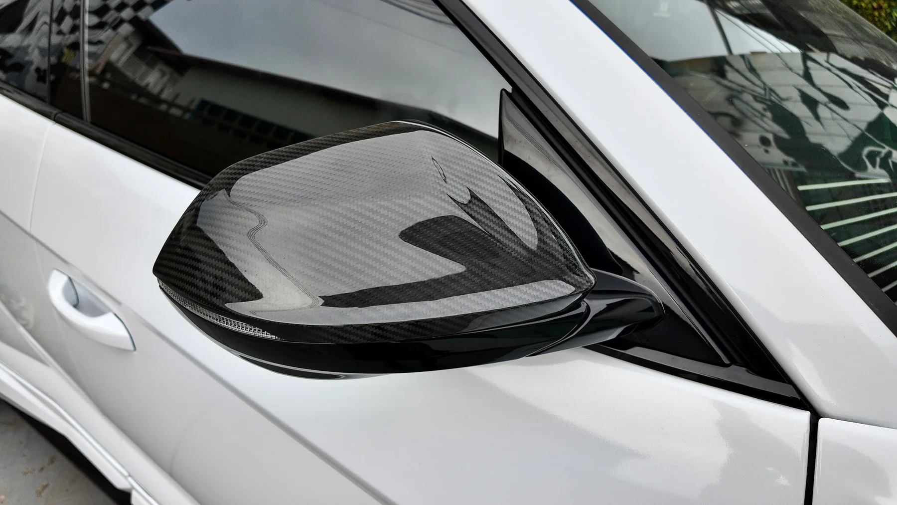 LAMBORGHINI URUS Pre-Preg (Kuru) Karbon Fiber Ayna Kapağı