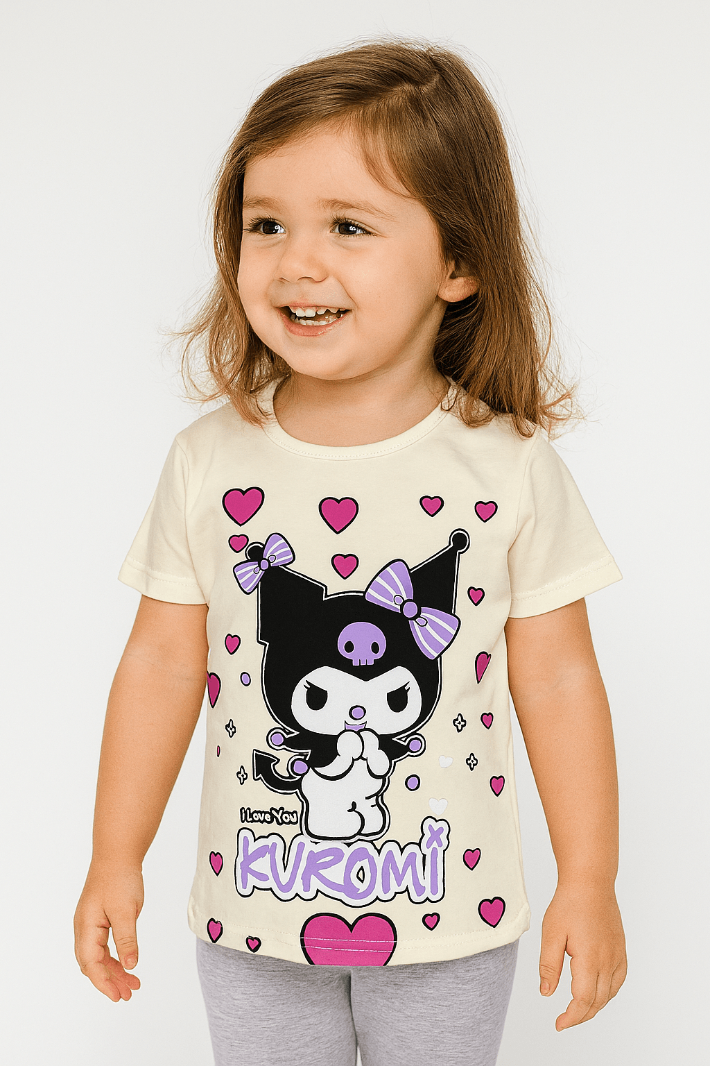 KUROMİ VE MELODY BASKILI TİŞÖRT KREM