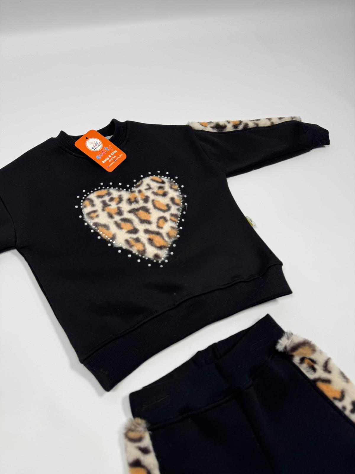 LEOPARLI KALPLİ TAKIM