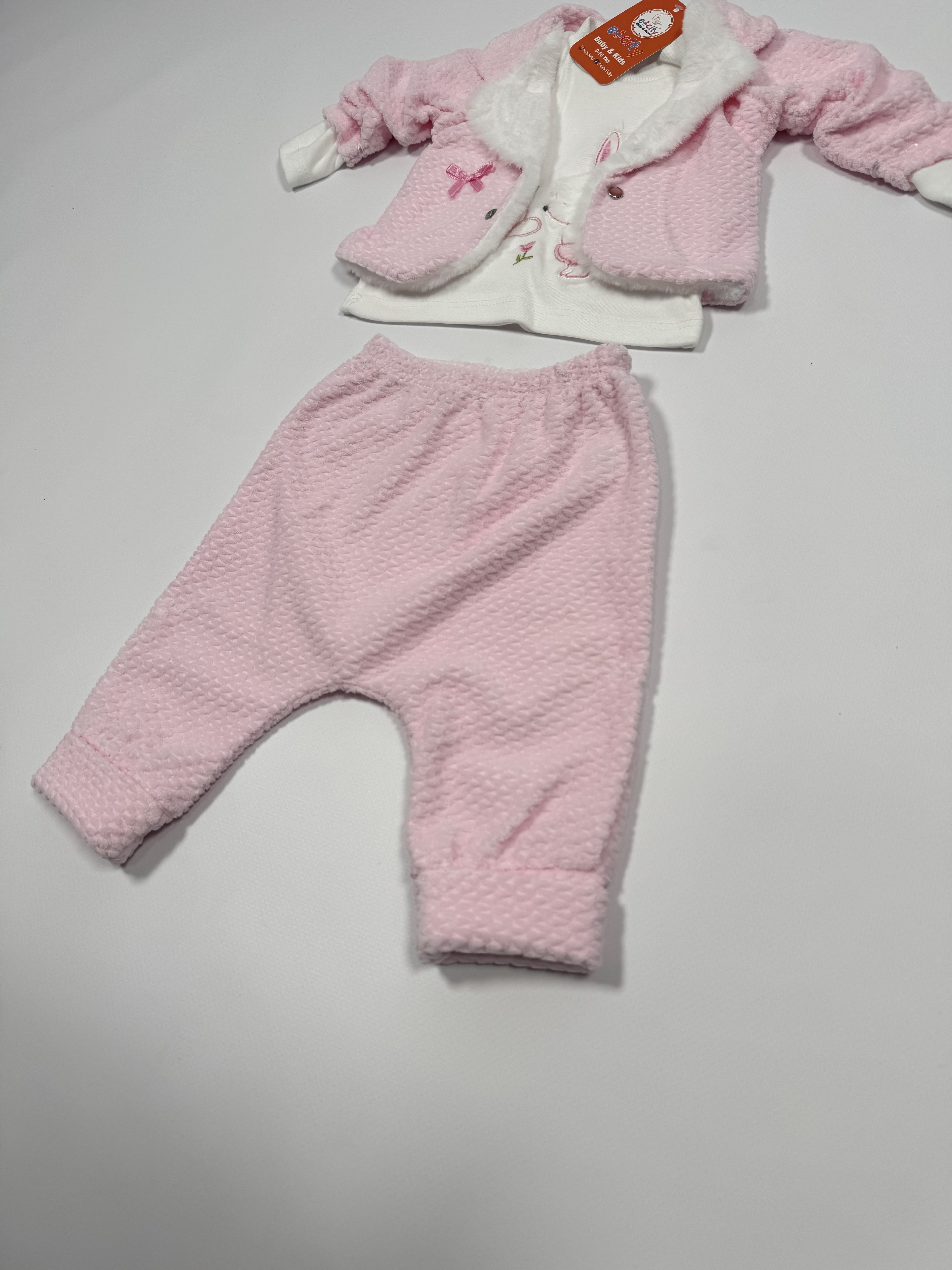 TAVŞAN DESENLİ YENİ DOĞAN SET