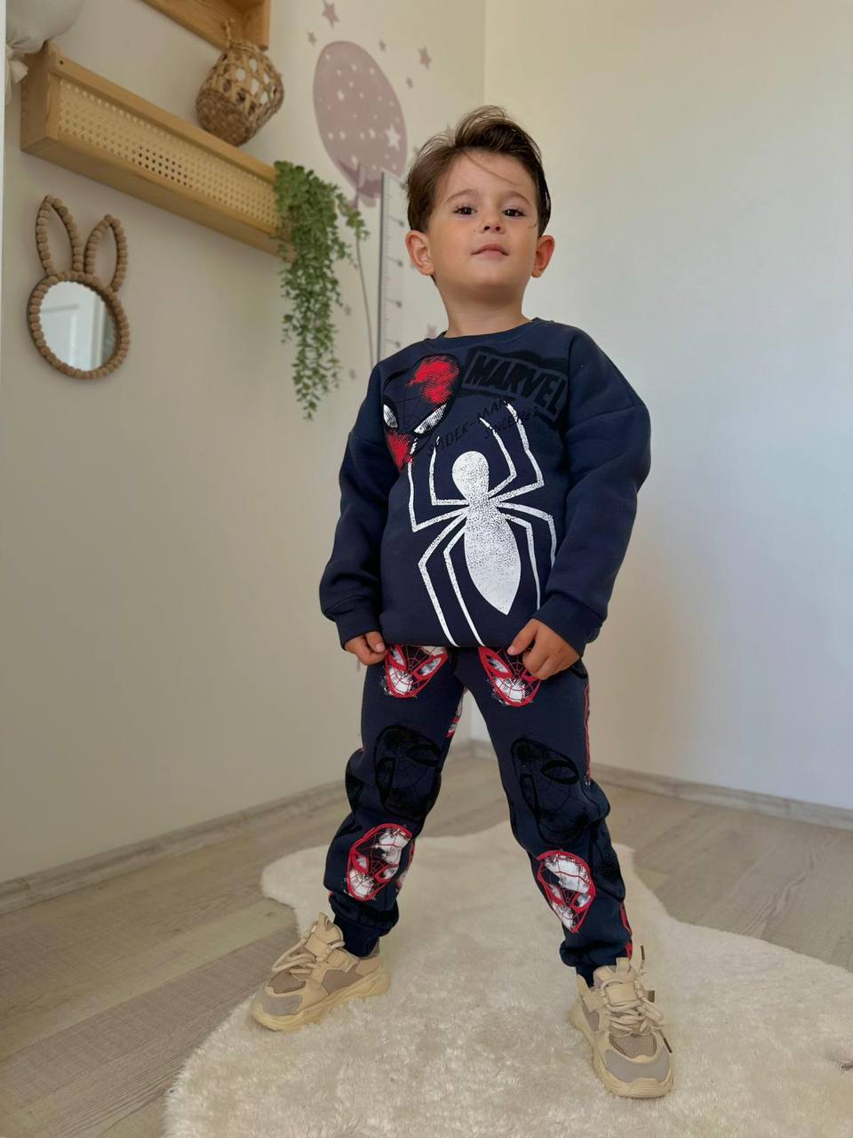 ŞARDONLU KARAKTER BASKILI ALT ÜST TAKIM