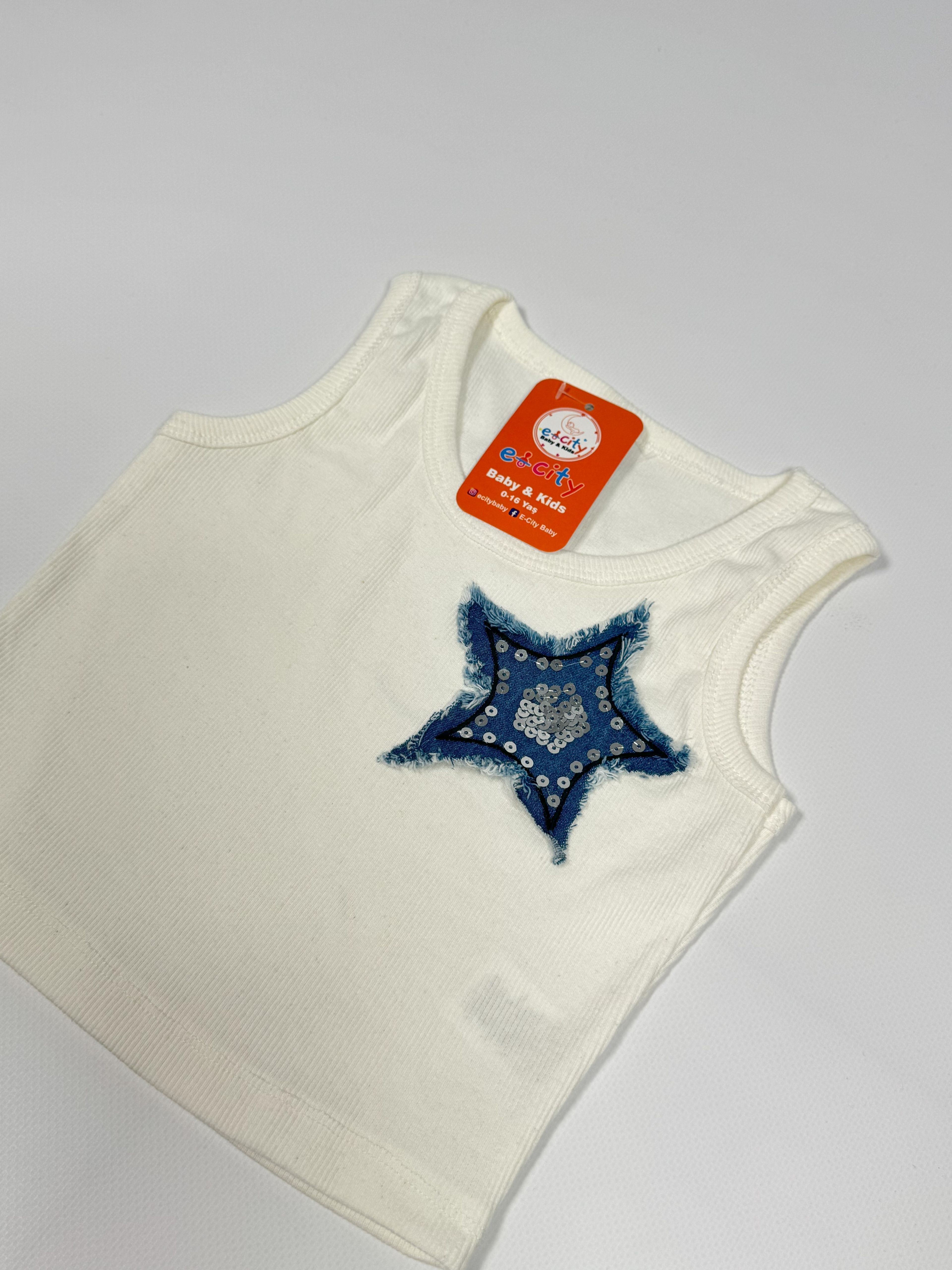 YILDIZ DESENLİ BEYAZ CROP