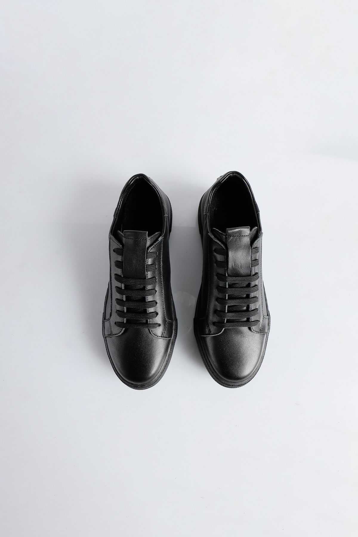 NO13 Siyah Hakiki Deri Sneaker