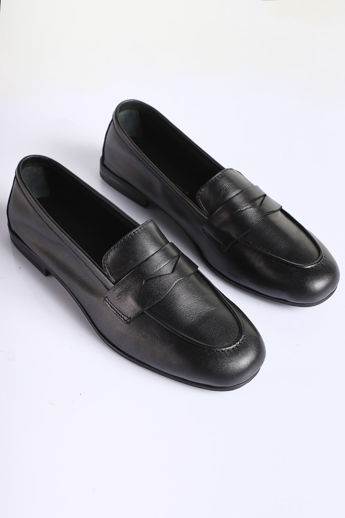 NO50 Siyah Hakiki Deri Klasik Loafer