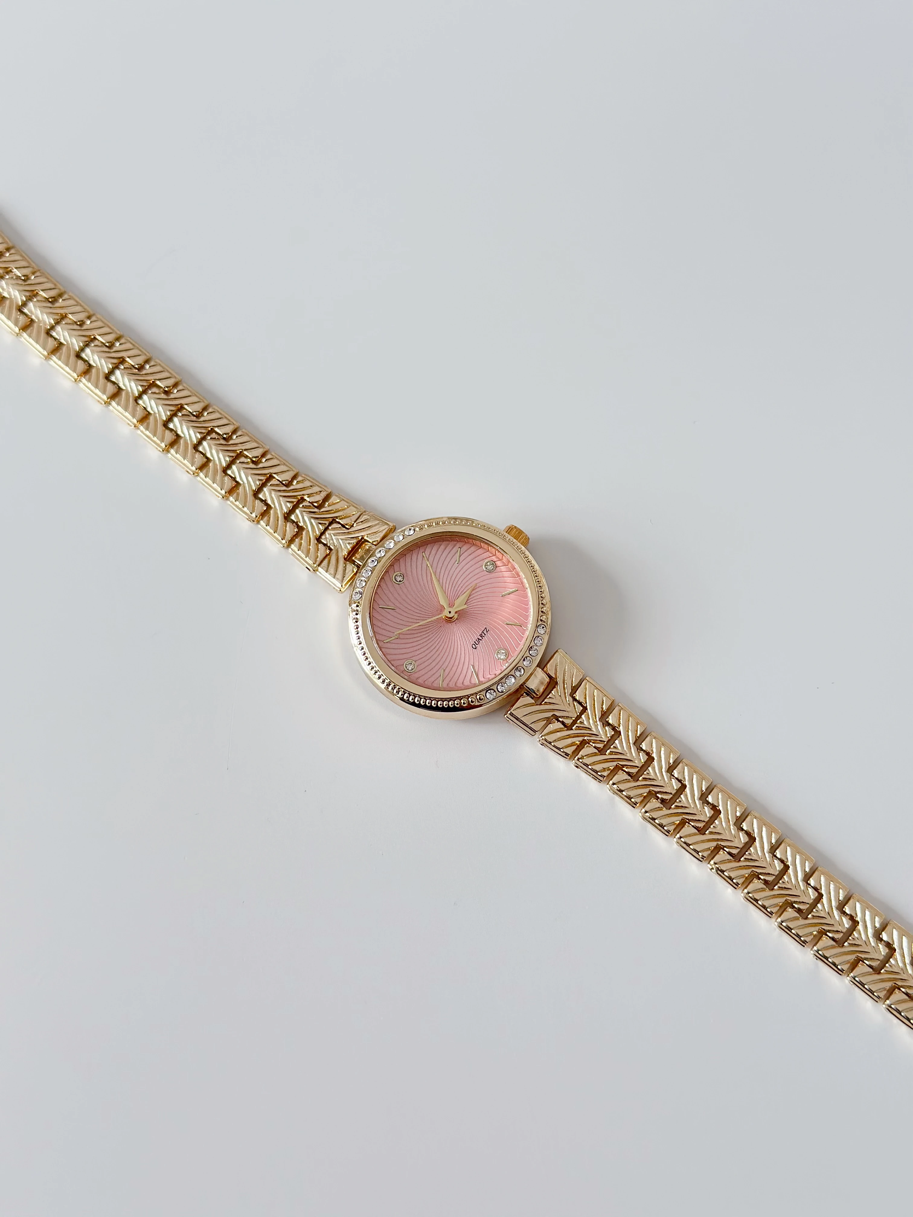 Lucky Gold Pembe Saat