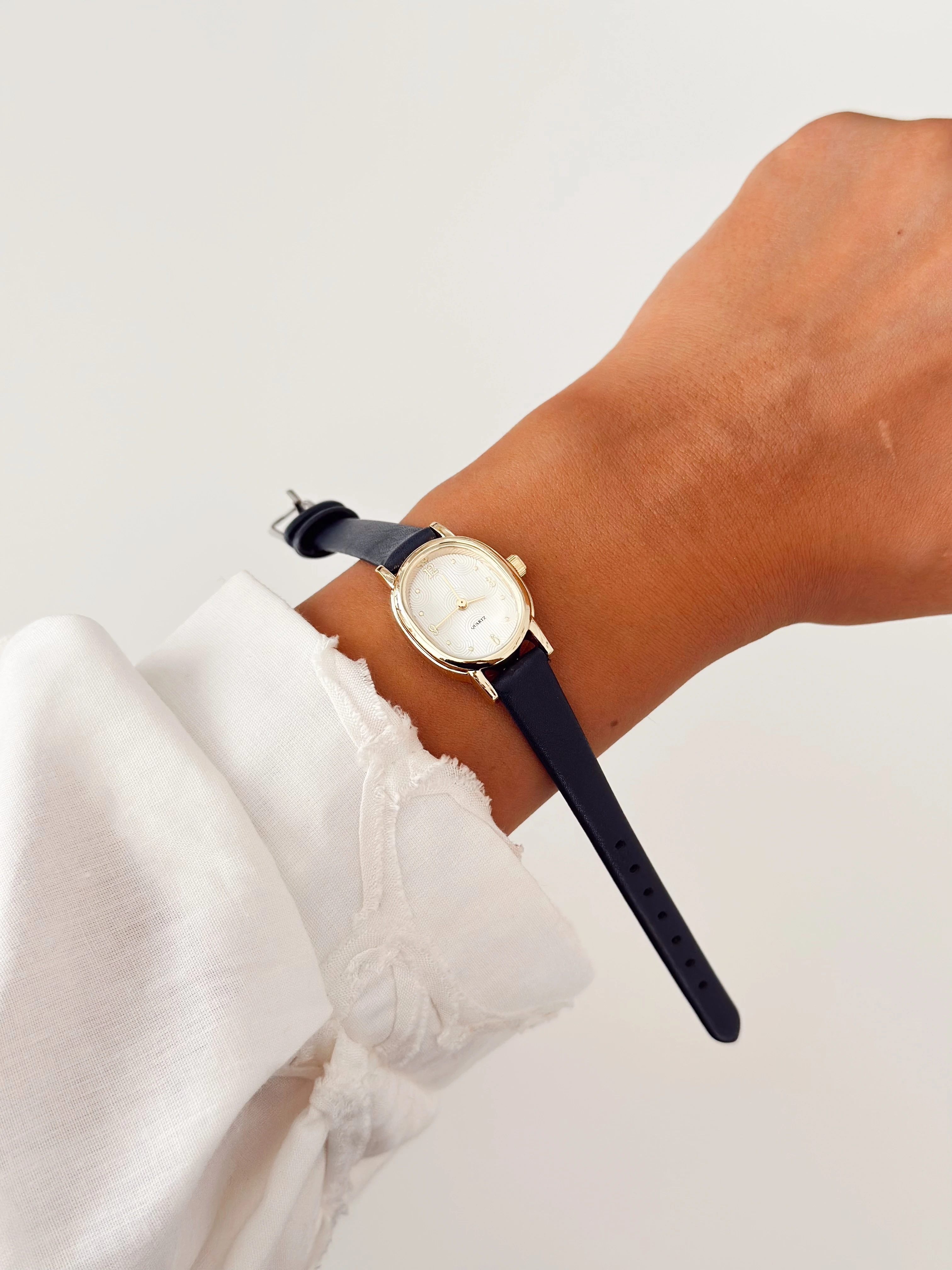 Petric Gold Lacivert Saat