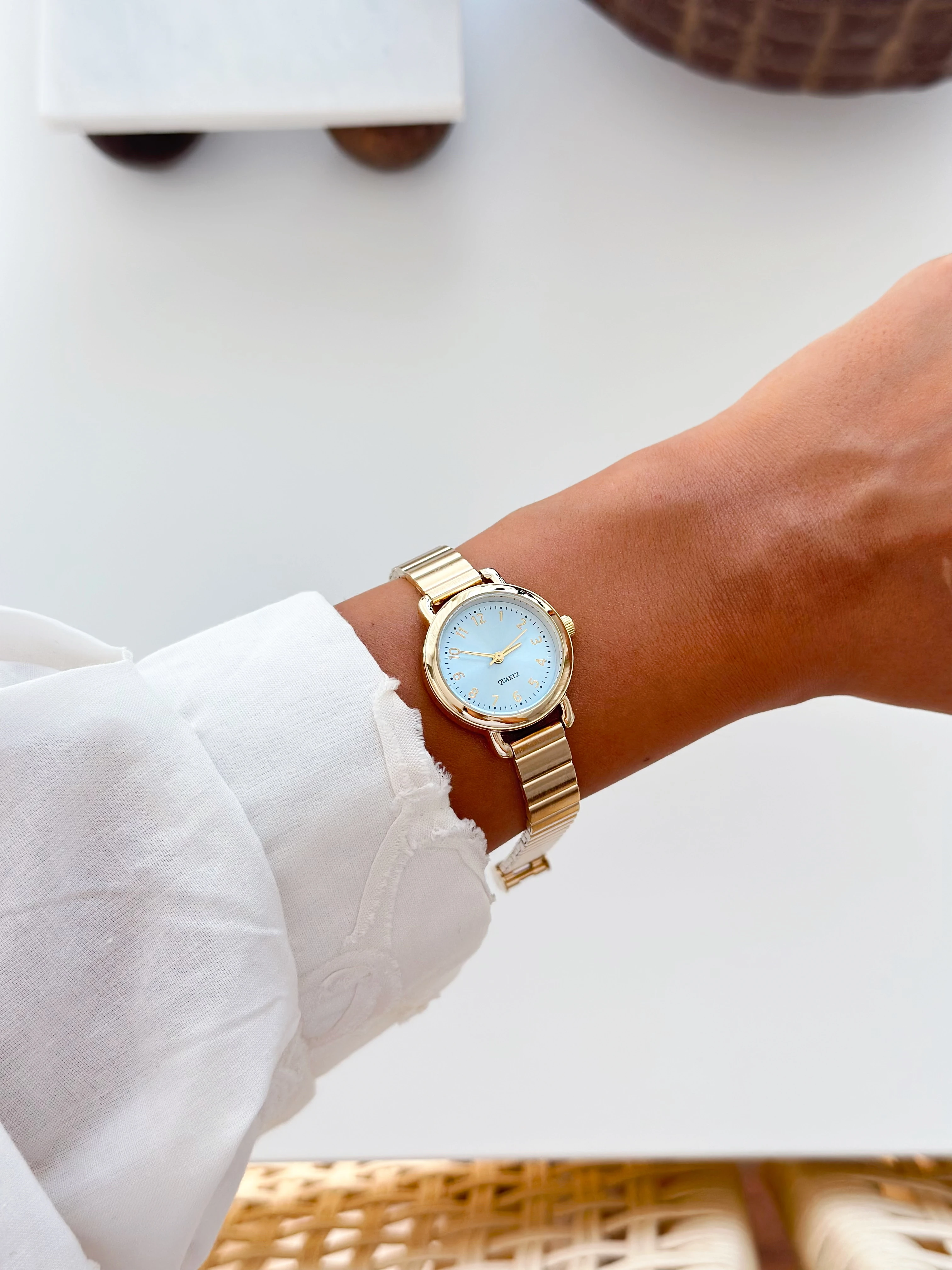 Aritsta Gold Mavi Saat