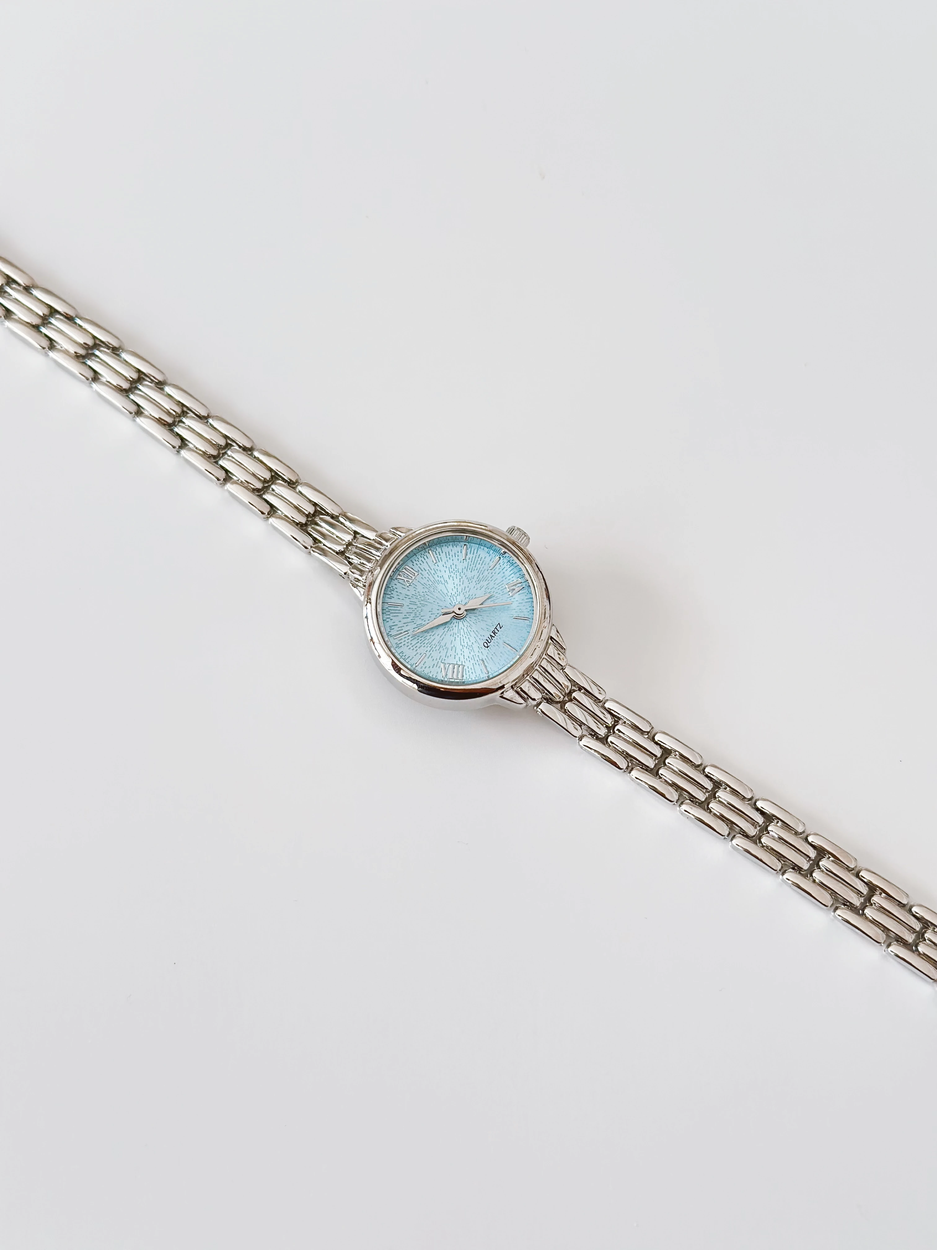 Neud Rodyum Mavi Saat