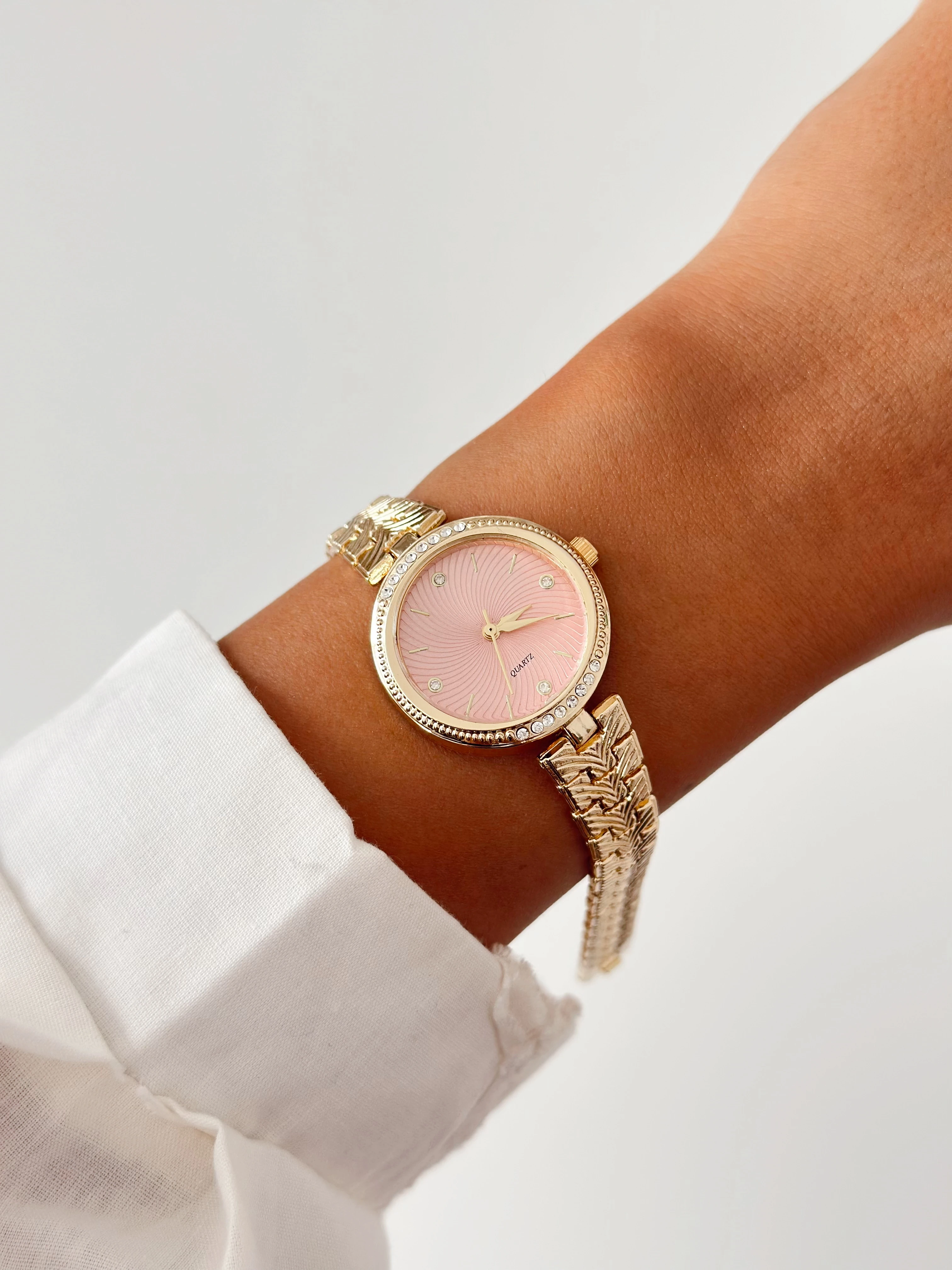 Lucky Gold Pembe Saat