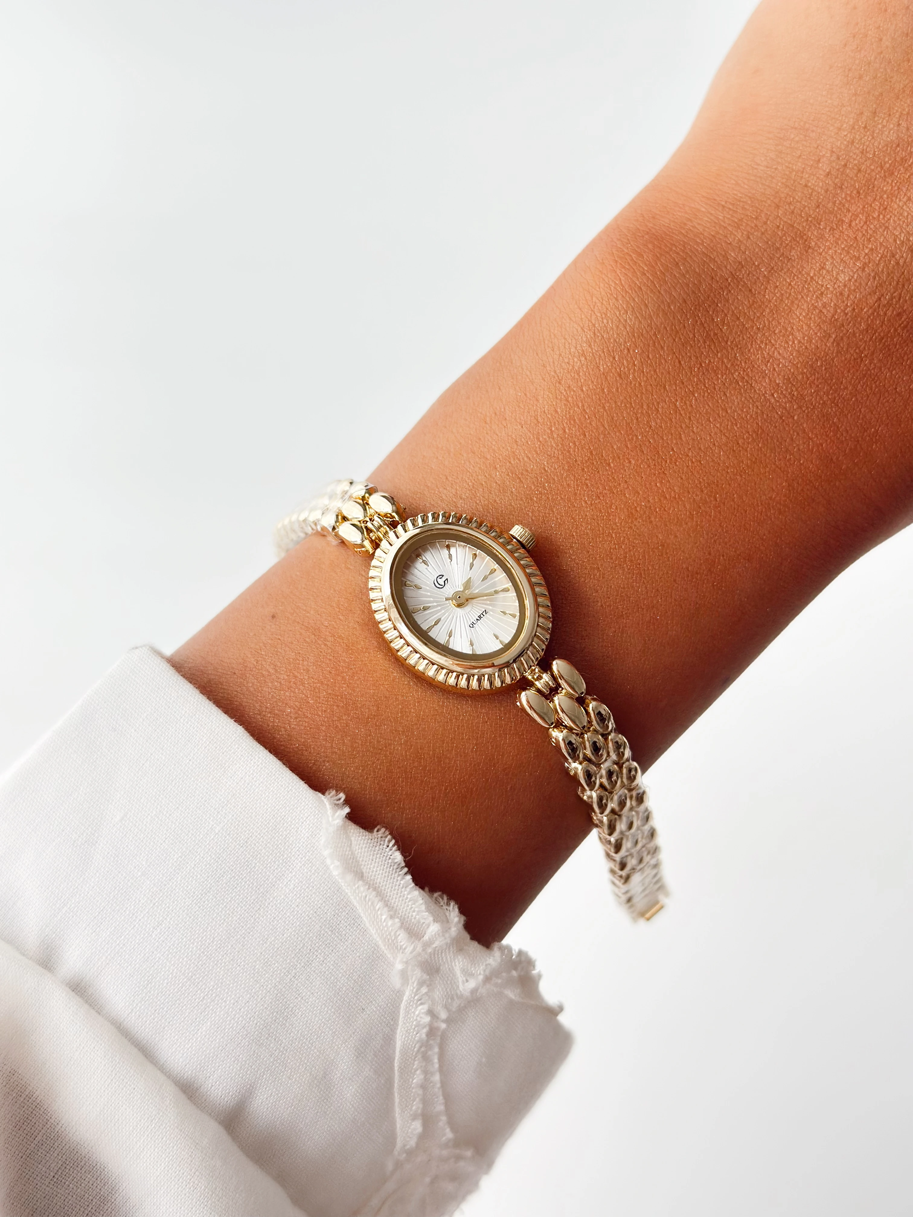 Barok Gold Beyaz Saat