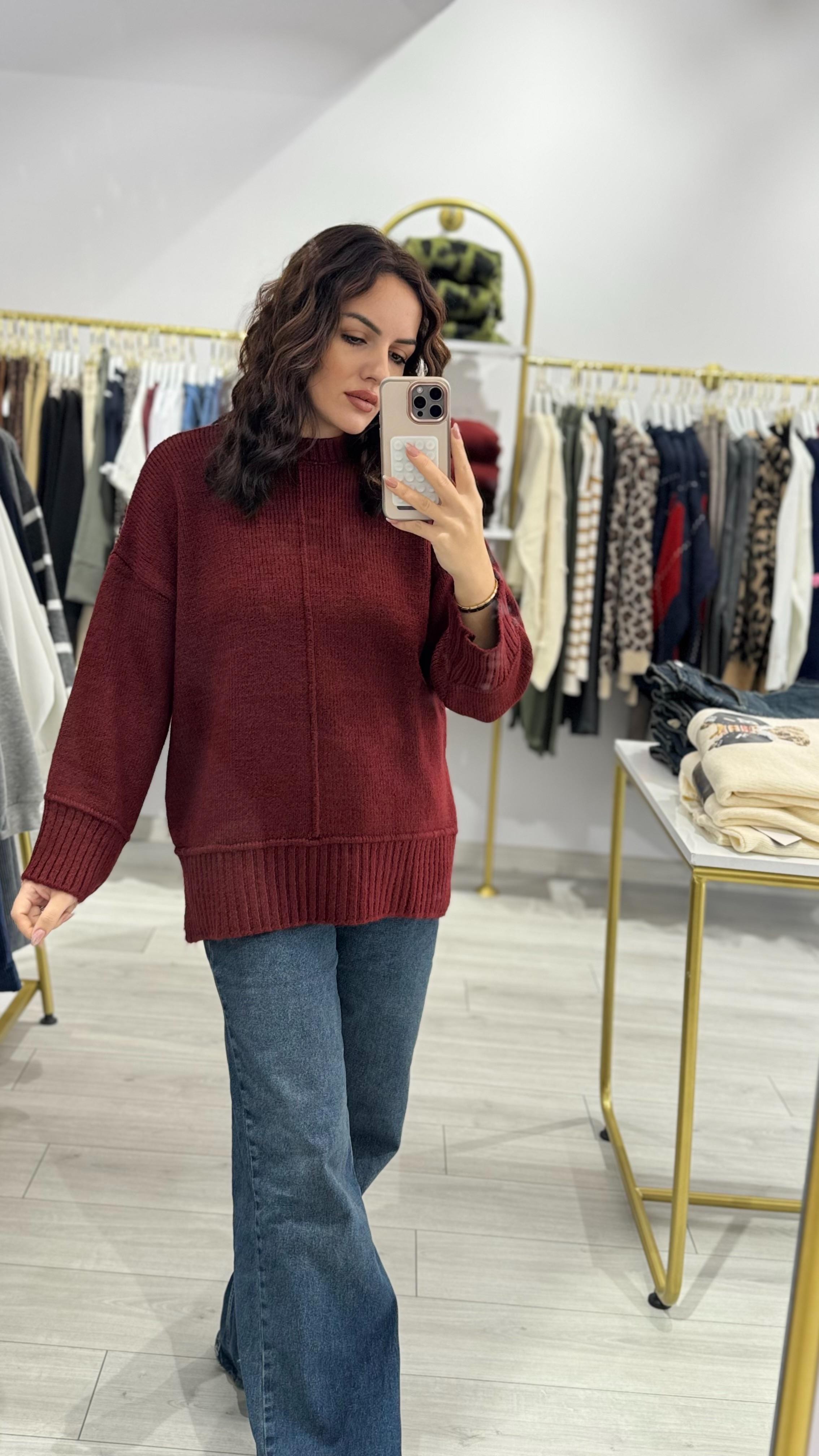 Yandan Yırtmaç Detaylı Oversize Kalıp Bordo Triko