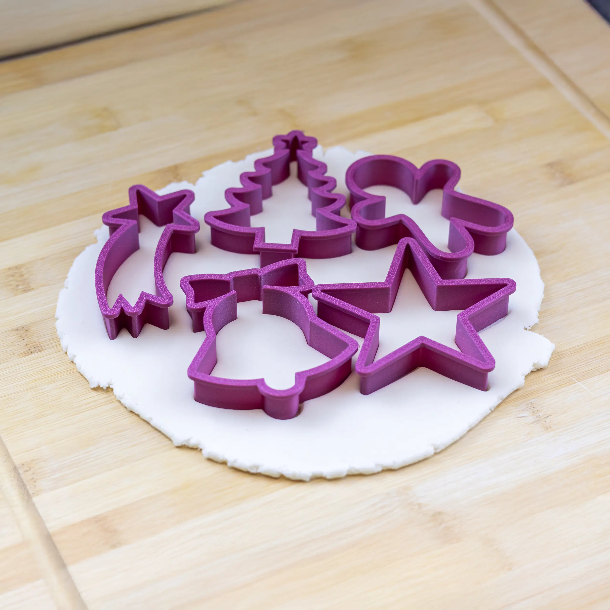 Yılbaşı Temalı Kurabiye Kalıpları (5 Parça 7-8 cm)