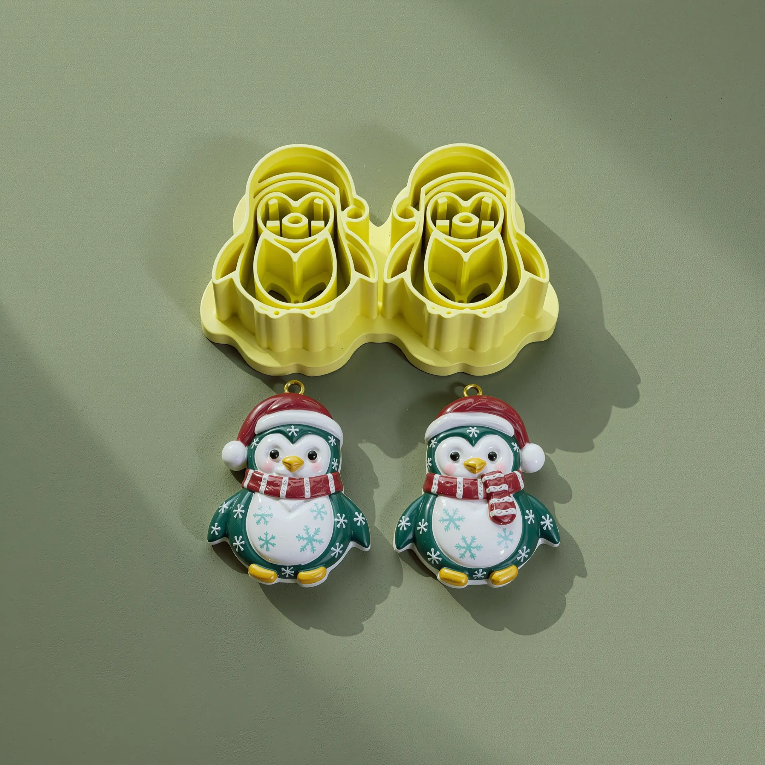 Yılbaşı Noel Şapkalı Penguenler Form Kesici